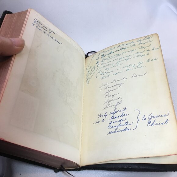 Holy Bible Pilgrim Edition Oxford Press 1952 2nd Ed. Black Leather Cover - Picture 16 of 16